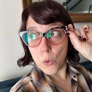 Meet your Posher, Teresa